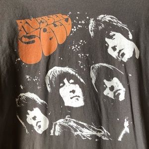 the beatles “Rubber Soul” grey album cover tee